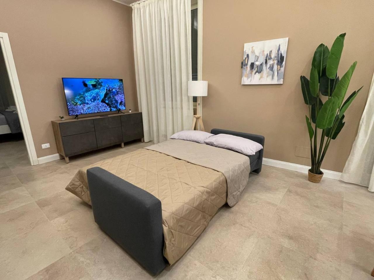 Stazione Apartment Палермо Экстерьер фото